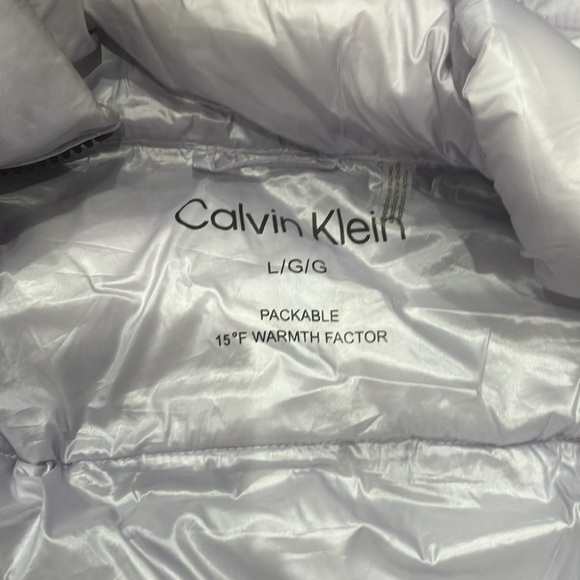 CALVIN KLEIN LAVENDER PACKABLE 15 DEGREES WARMTH FACTOR JACKET SIZE LARGE - Picture 2 of 6